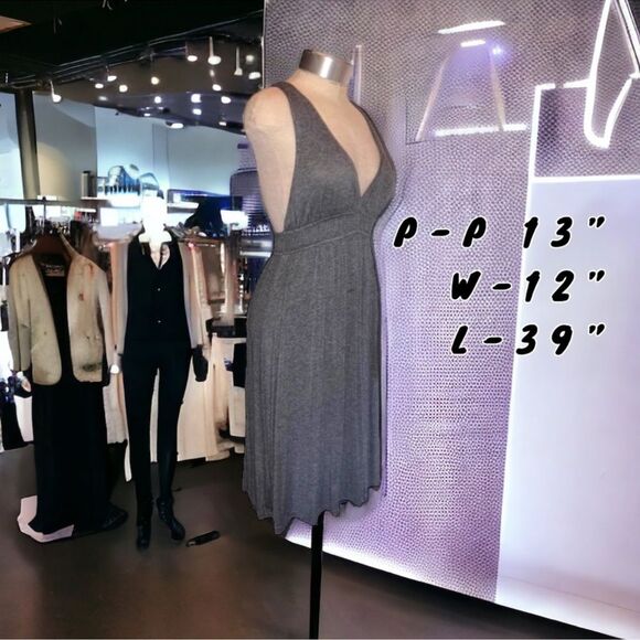 Y2K Love Delirious LA Dress Gray Deep V-Neck Crisscross Back Knee Length M 🎉HP🎉 - Picture 7 of 16
